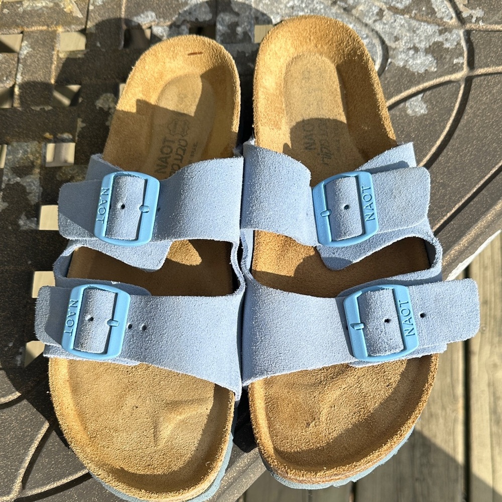 NAOT women’s sandals. Pretty blue color. Size 40 or women’s 9